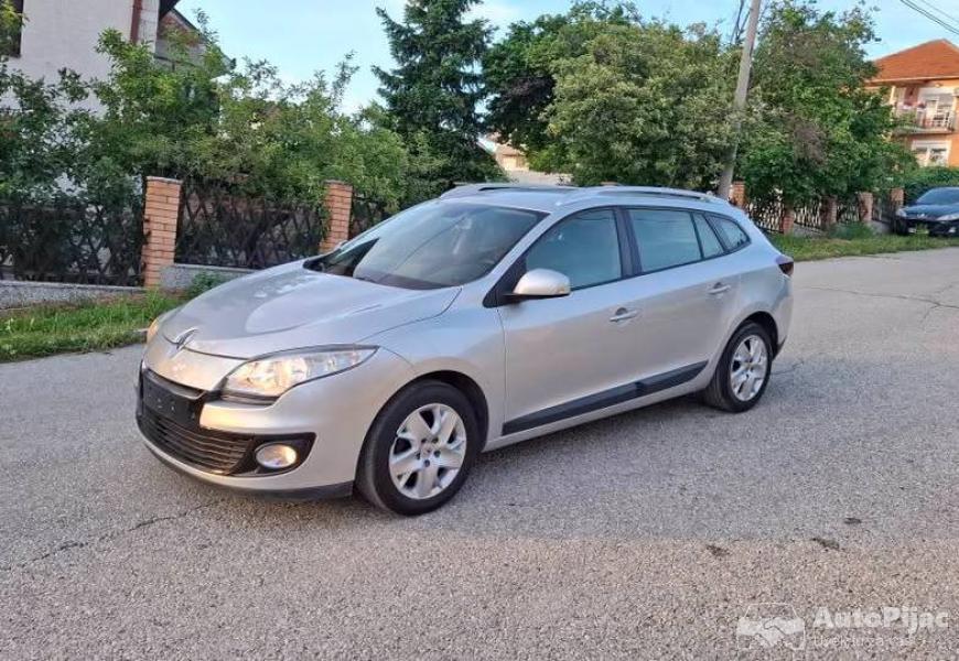 renault_megane_15_dci_13_god_nov_9_polovni_automobili_autopijac.rs