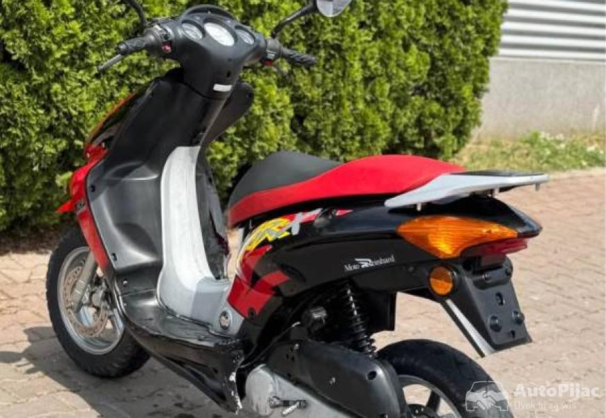 honda_x8r_5_polovni_automobili_autopijac.rs