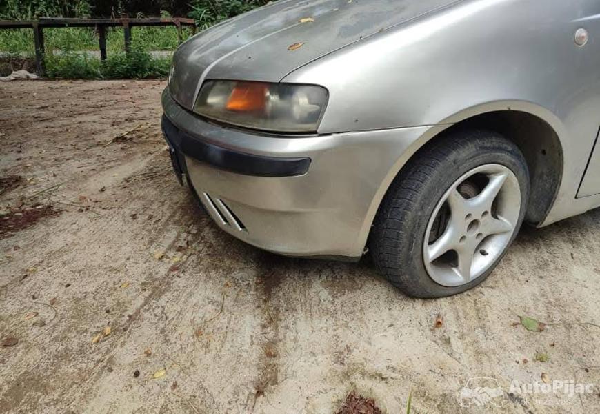 fiat_punto_12_8v_delovi_5_polovni_automobili_autopijac.rs