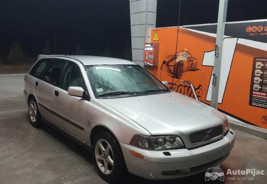 volvo_v40_19dci_85kw_2_polovni_automobili_autopijac.rs