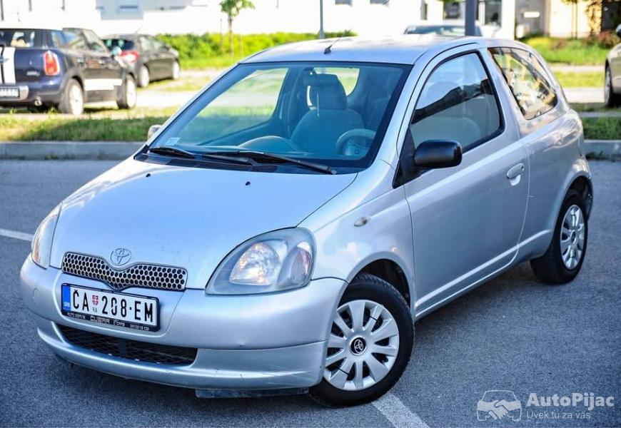 toyota_yaris_1_polovni_automobili_autopijac.rs