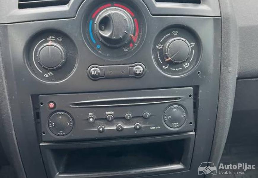 2004_renault_megane_15_tdi_7_polovni_automobili_autopijac.rs
