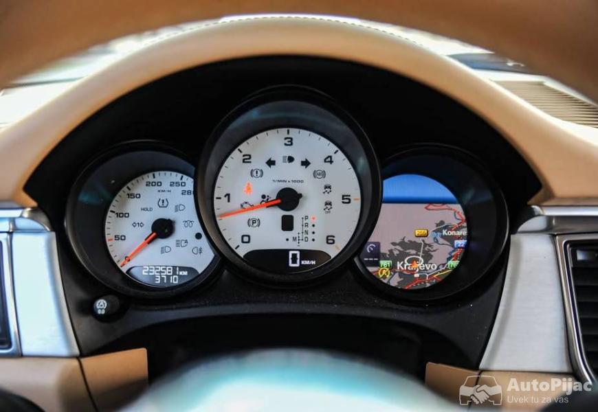 porshe_macan_s_7_polovni_automobili_autopijac.rs