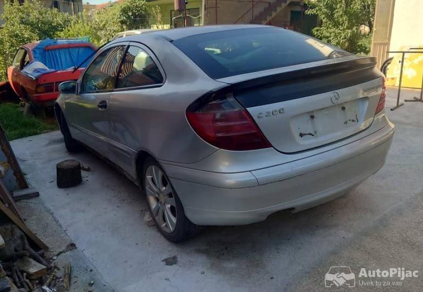 2002_delovi_mercedes_c200_kompressor_kupe_2_polovni_automobili_autopijac.rs