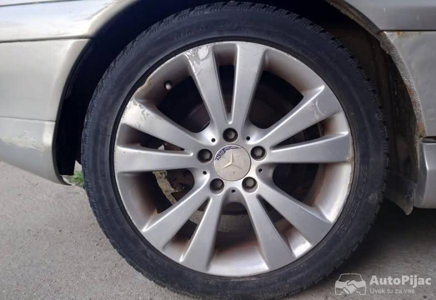 2002_delovi_mercedes_c200_kompressor_kupe_4_polovni_automobili_autopijac.rs