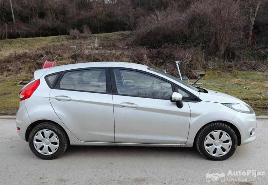 2010_ford_fiesta_2_polovni_automobili_autopijac.rs