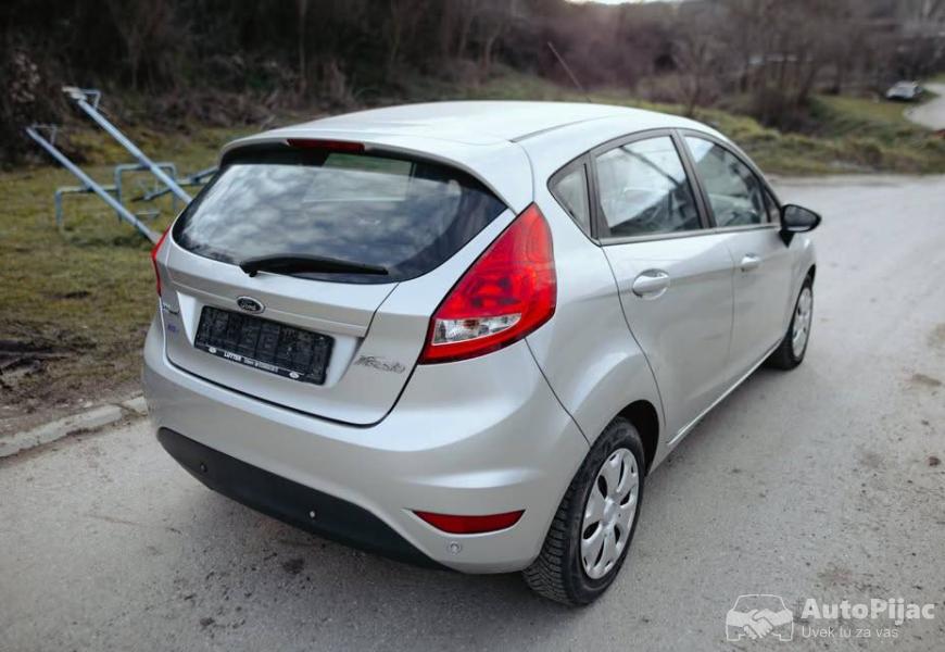 2010_ford_fiesta_3_polovni_automobili_autopijac.rs
