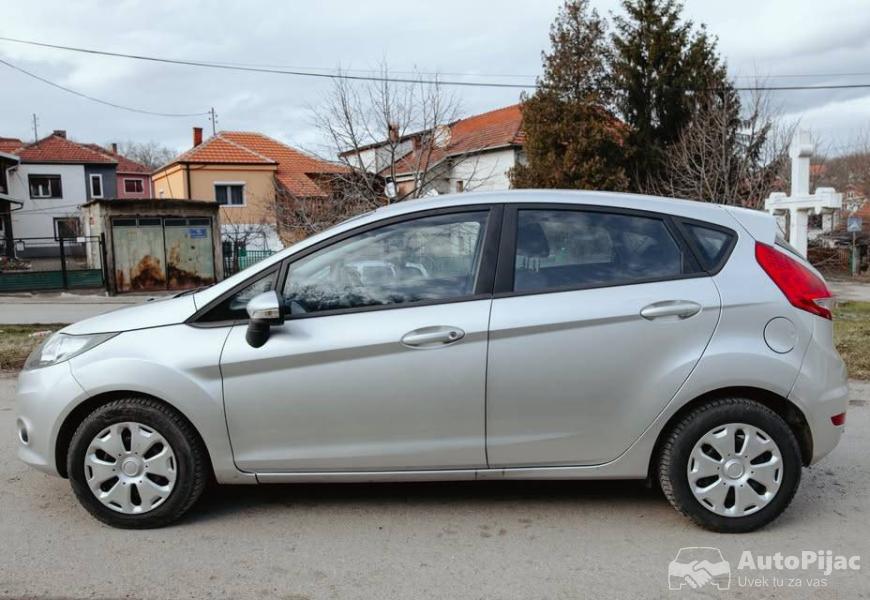 2010_ford_fiesta_7_polovni_automobili_autopijac.rs