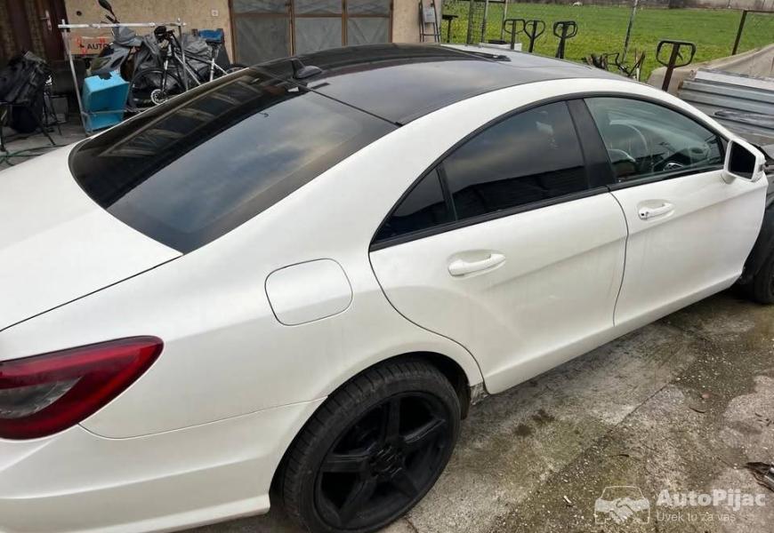2011_mercedesbenz_clsclass_2_polovni_automobili_autopijac.rs