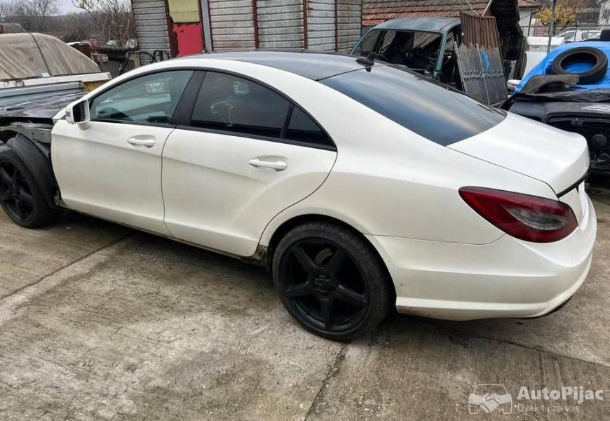 2011_mercedesbenz_clsclass_4_polovni_automobili_autopijac.rs