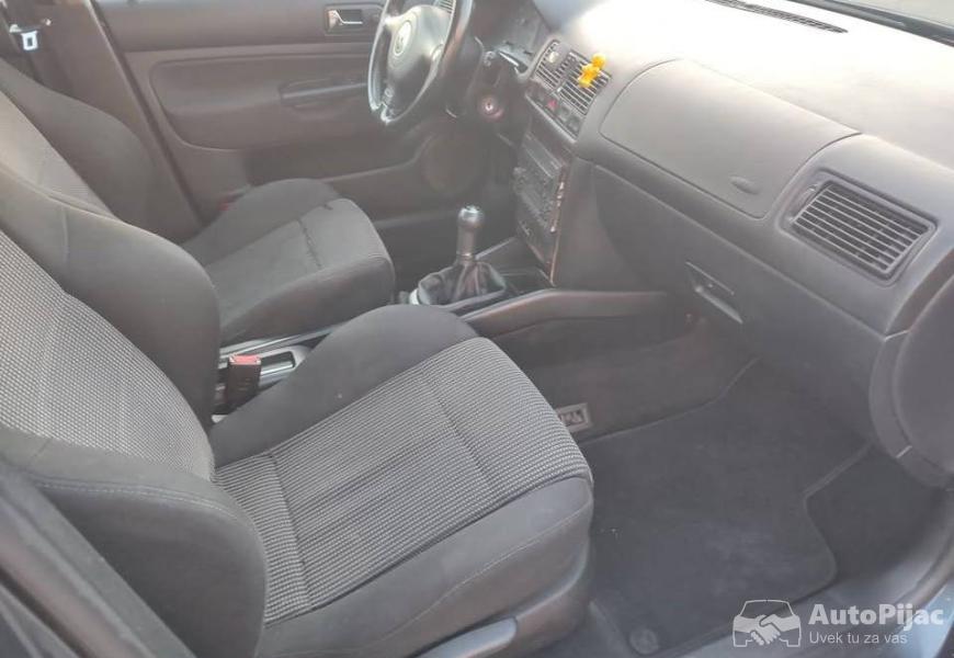 golf_4_gti_18t_20v_15_polovni_automobili_autopijac.rs