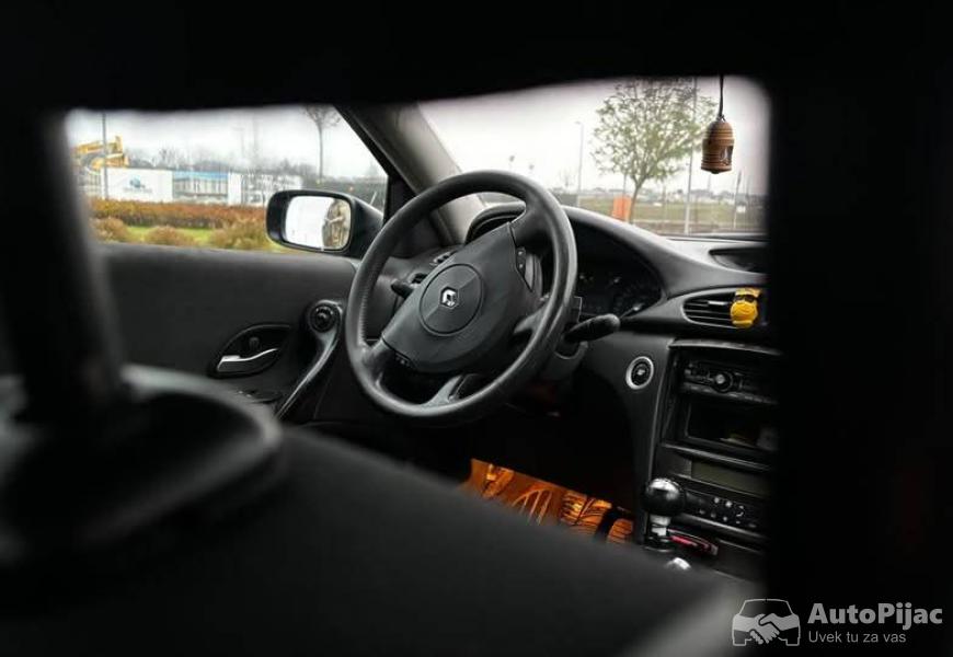 renault_laguna_19dci_8_polovni_automobili_autopijac.rs