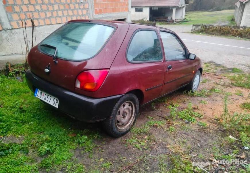 ford_fiesta_11_benzin_3_polovni_automobili_autopijac.rs