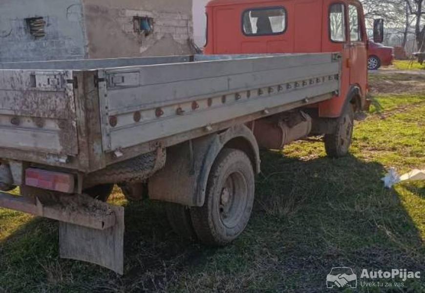 zastava_6_polovni_automobili_autopijac.rs