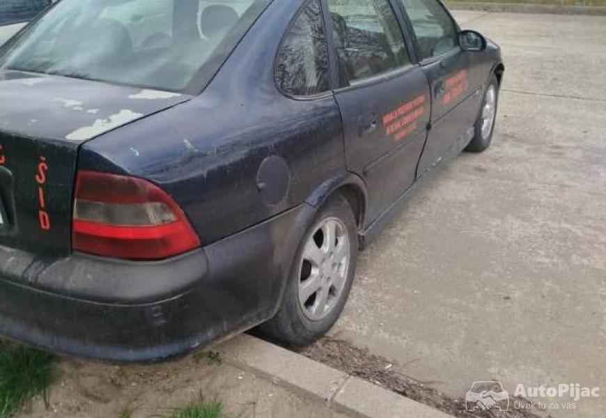 2001_opel_vectra_3_polovni_automobili_autopijac.rs