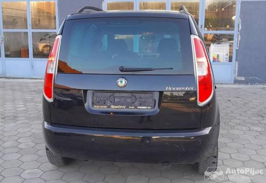 skoda_roomster_12benzin_2008god_7_polovni_automobili_autopijac.rs