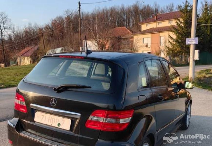 2008_mercedesbenz_bclass_5_polovni_automobili_autopijac.rs