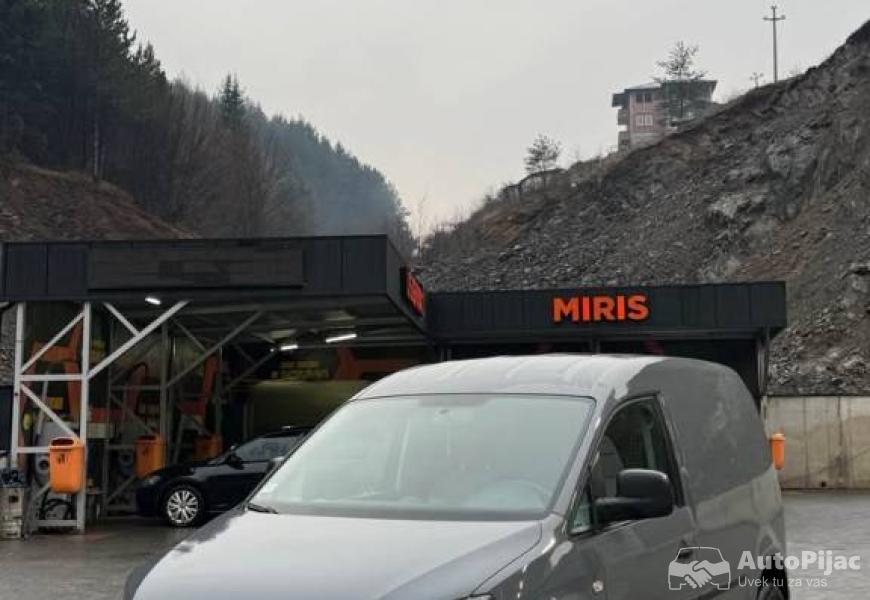 vw_caddy_16_tdi_2_polovni_automobili_autopijac.rs
