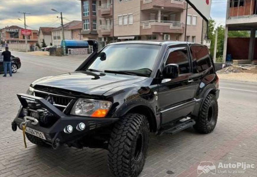 pajero_1_polovni_automobili_autopijac.rs