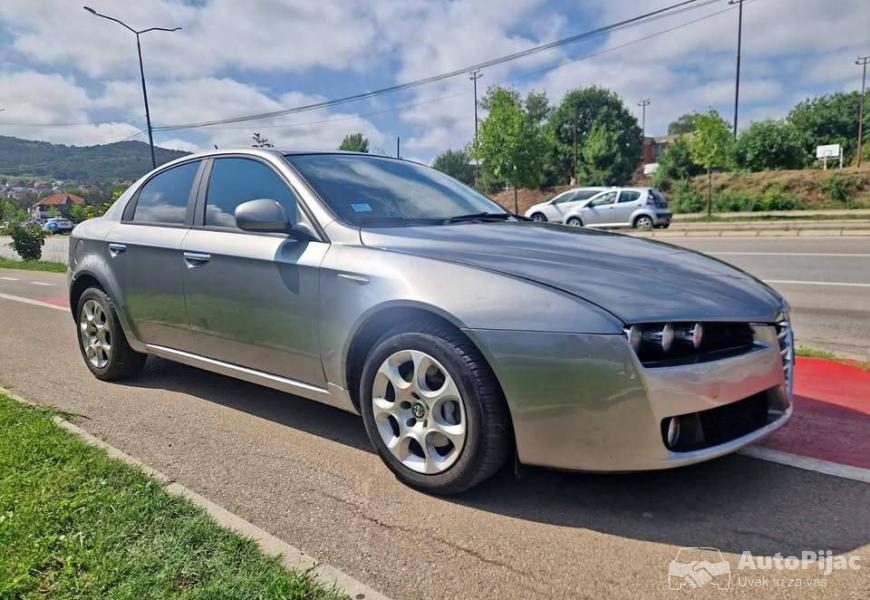 alfa_159_1_polovni_automobili_autopijac.rs