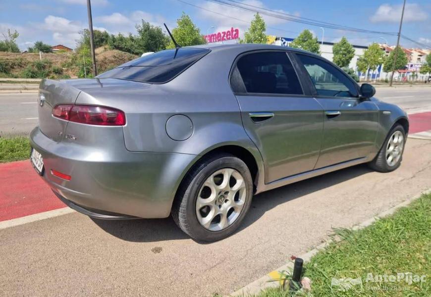 alfa_159_7_polovni_automobili_autopijac.rs
