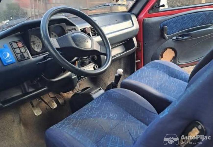 zastava_koral_in_6_polovni_automobili_autopijac.rs