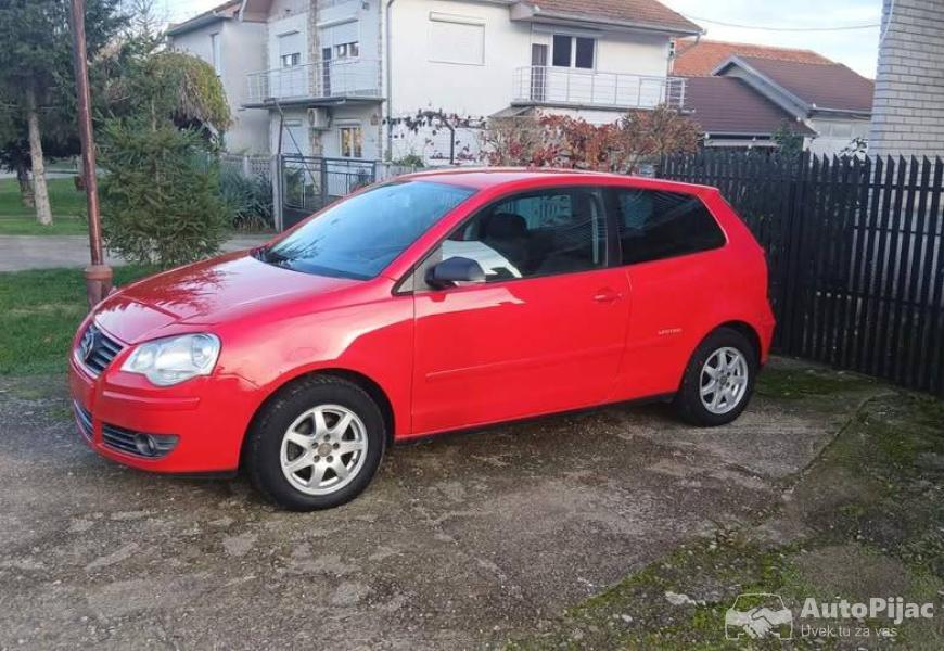 2008_volkswagen_polo_2_polovni_automobili_autopijac.rs
