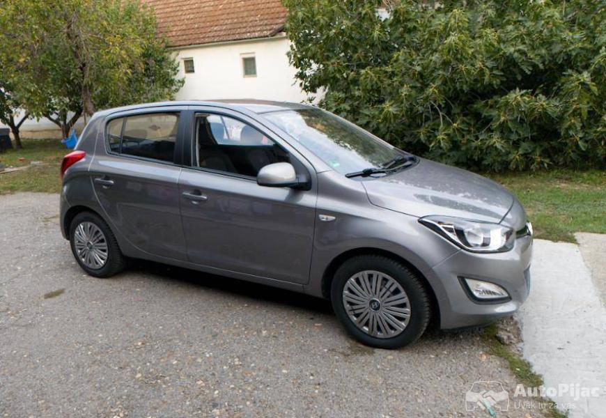 hyundai_i20_benz_42000km_2_polovni_automobili_autopijac.rs