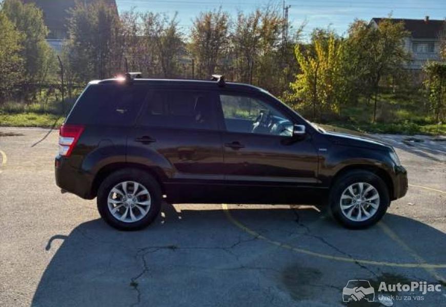 suzuki_grand_vitara_6_polovni_automobili_autopijac.rs