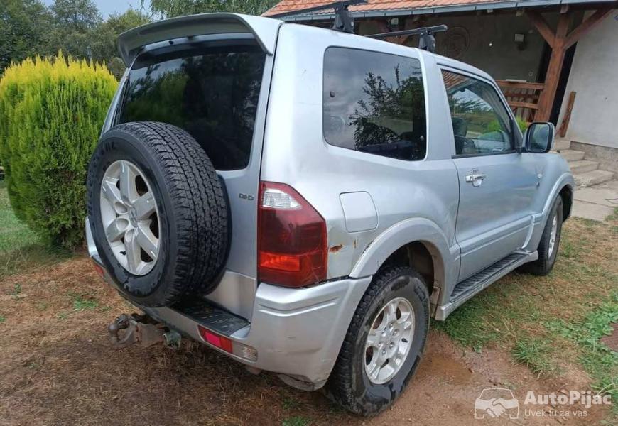 mitsubishi_pajero_dakar_serija_7_polovni_automobili_autopijac.rs