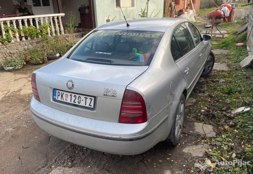 skoda_superb_25v6_5_polovni_automobili_autopijac.rs