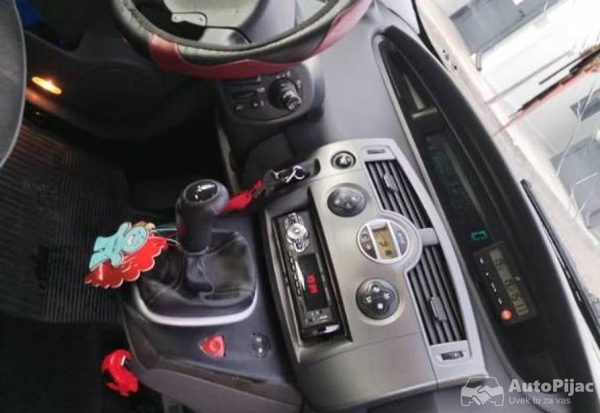 senik_16_benzin_6_polovni_automobili_autopijac.rs