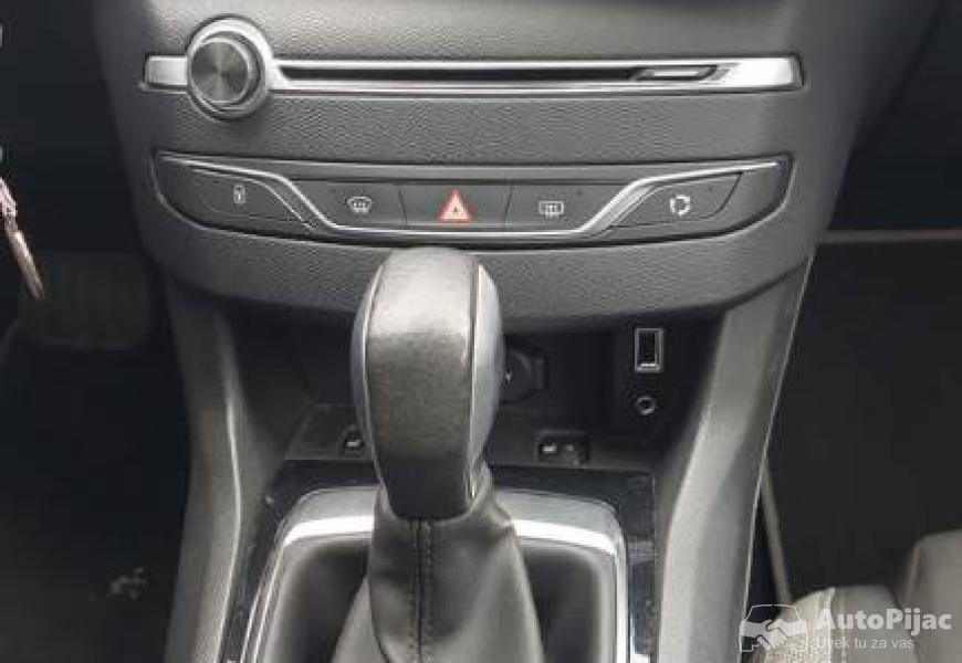 2014_peugeot_308_3_polovni_automobili_autopijac.rs