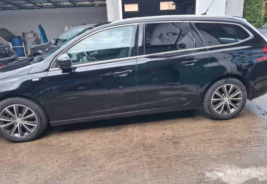 2014_peugeot_308_5_polovni_automobili_autopijac.rs