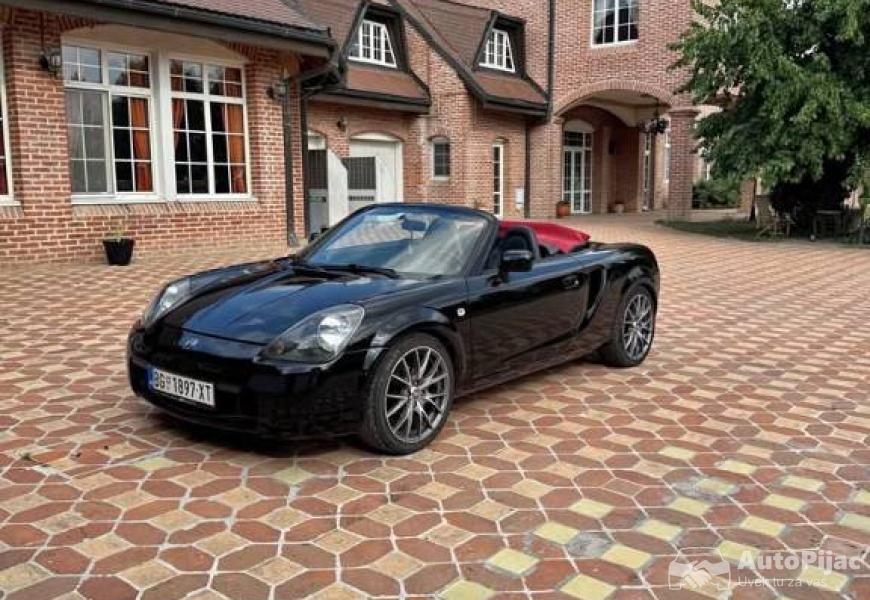 toyota_mr2_spyder_1_polovni_automobili_autopijac.rs
