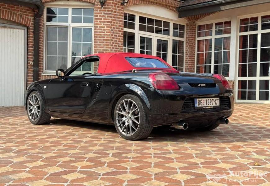 toyota_mr2_spyder_6_polovni_automobili_autopijac.rs