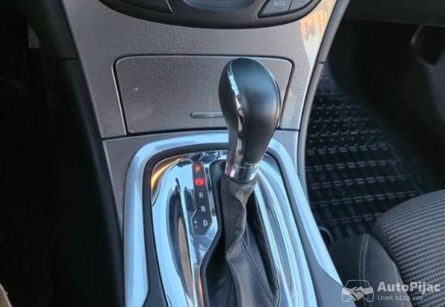 opel_insignia_2017_12_polovni_automobili_autopijac.rs