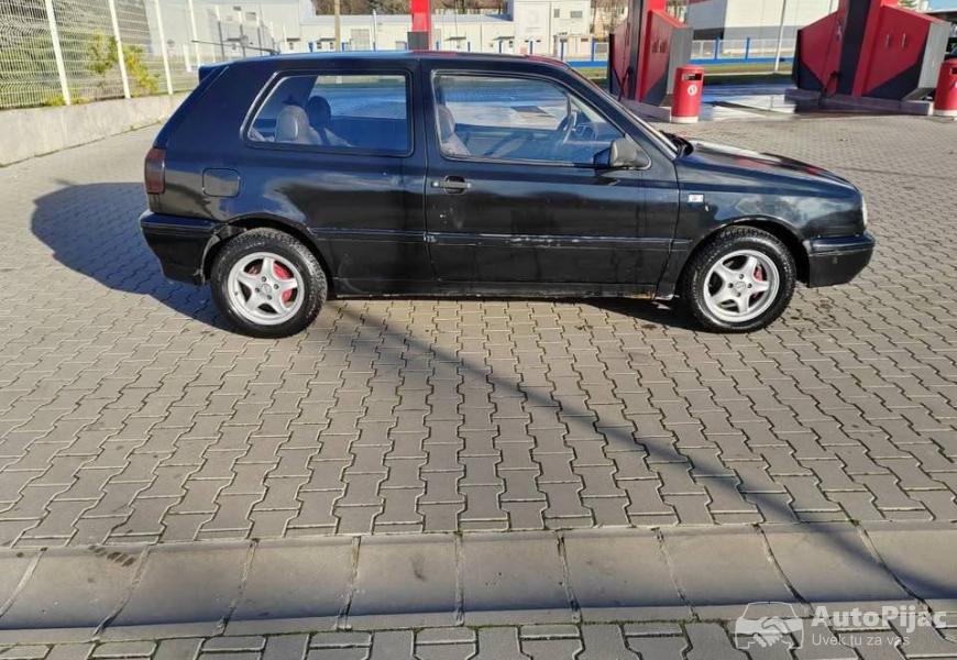 golf_3_14_benzin_12_polovni_automobili_autopijac.rs