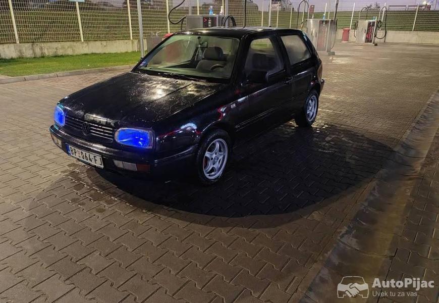golf_3_14_benzin_5_polovni_automobili_autopijac.rs