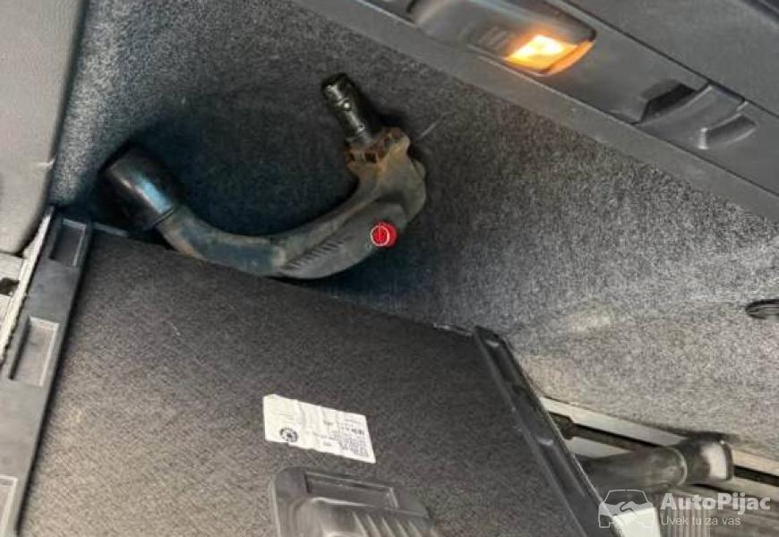 na_rodaju_na_strane_table_skoda_suberb_18_benzin_2_7_polovni_automobili_autopijac.rs