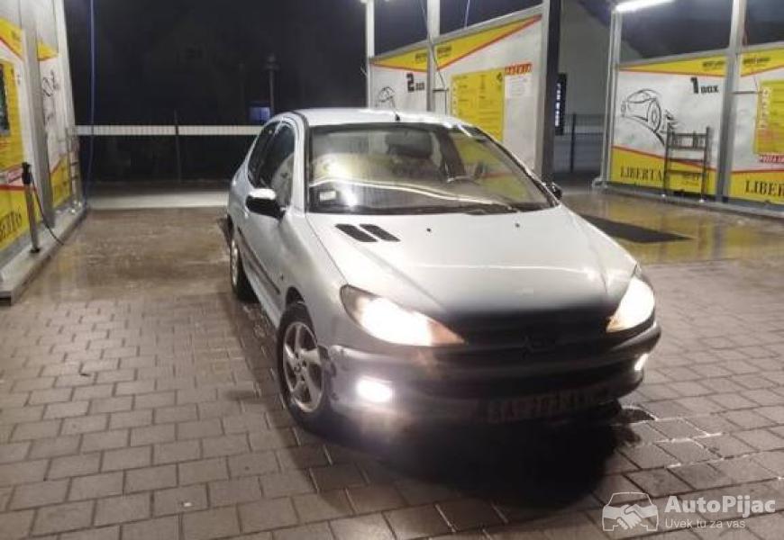 14hdi_2_polovni_automobili_autopijac.rs