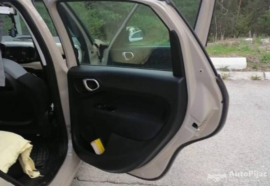 2013_fiat_500l_5_polovni_automobili_autopijac.rs