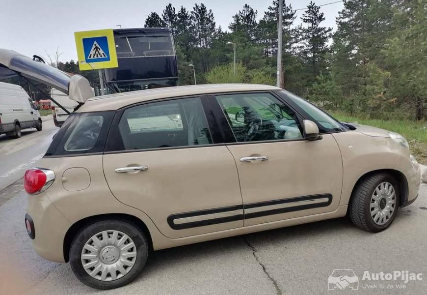 2013_fiat_500l_9_polovni_automobili_autopijac.rs