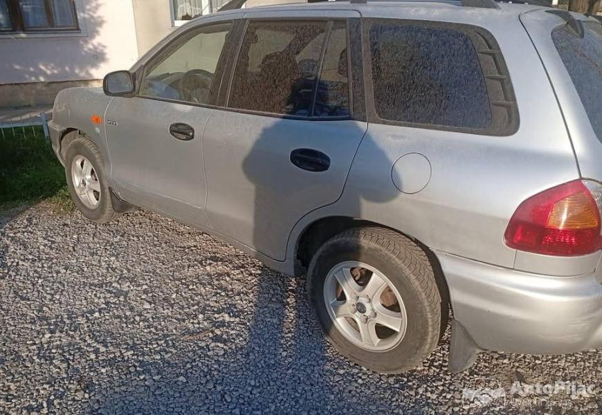 2002_djip_santa_fe_3_polovni_automobili_autopijac.rs