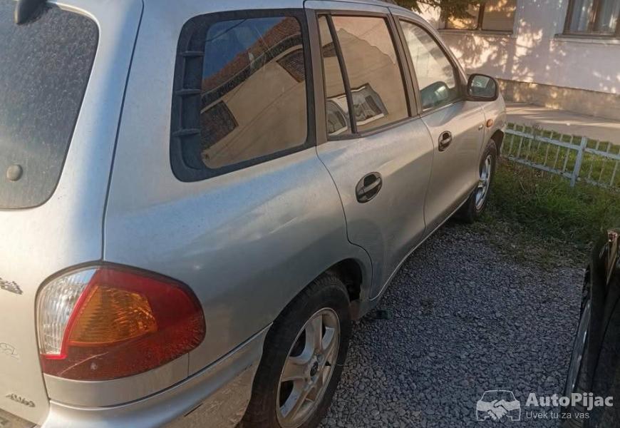 2002_djip_santa_fe_5_polovni_automobili_autopijac.rs