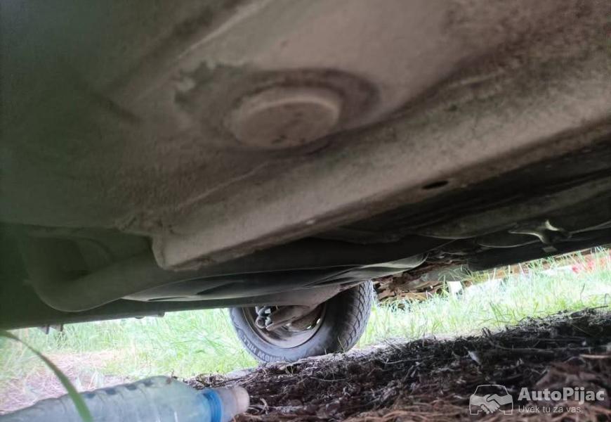 perfektan_autic_8_polovni_automobili_autopijac.rs
