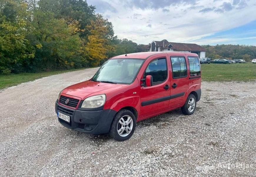 na_prodaju_fiat_doblo_2006god_16_benzinmetan_velik_1_polovni_automobili_autopijac.rs