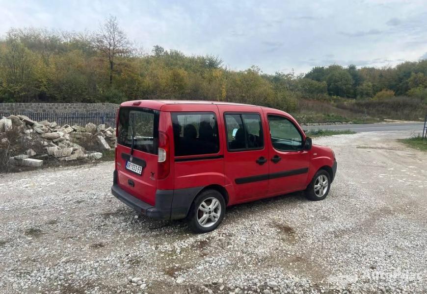 na_prodaju_fiat_doblo_2006god_16_benzinmetan_velik_3_polovni_automobili_autopijac.rs