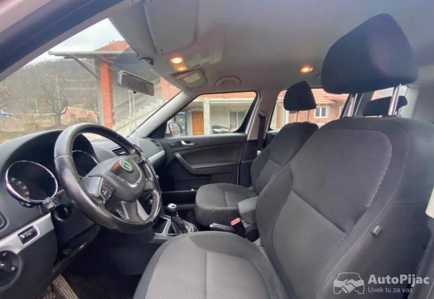skoda_yeti_20_2013god_registrovana_godinu_dana_aut_3_polovni_automobili_autopijac.rs