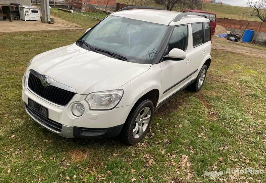 skoda_yeti_20_2013god_registrovana_godinu_dana_aut_9_polovni_automobili_autopijac.rs